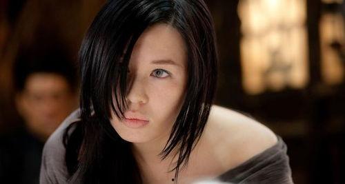 月色撩人余男在线观看,余男演绎深情演绎  第2张