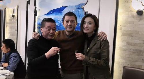 李亚鹏爆料女友是谁啊视频,女友身份大揭秘! 第2张 李亚鹏爆料女友是谁啊视频,女友身份大揭秘! 第2张