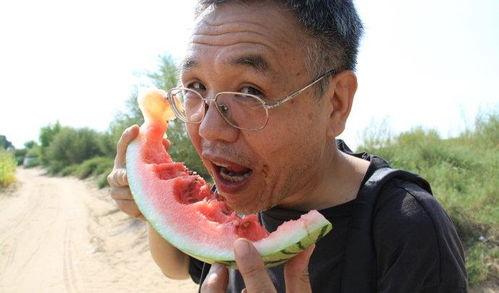 吃瓜动作免费吗,揭秘无门槛吃瓜新潮流 第2张 吃瓜动作免费吗,揭秘无门槛吃瓜新潮流 第2张